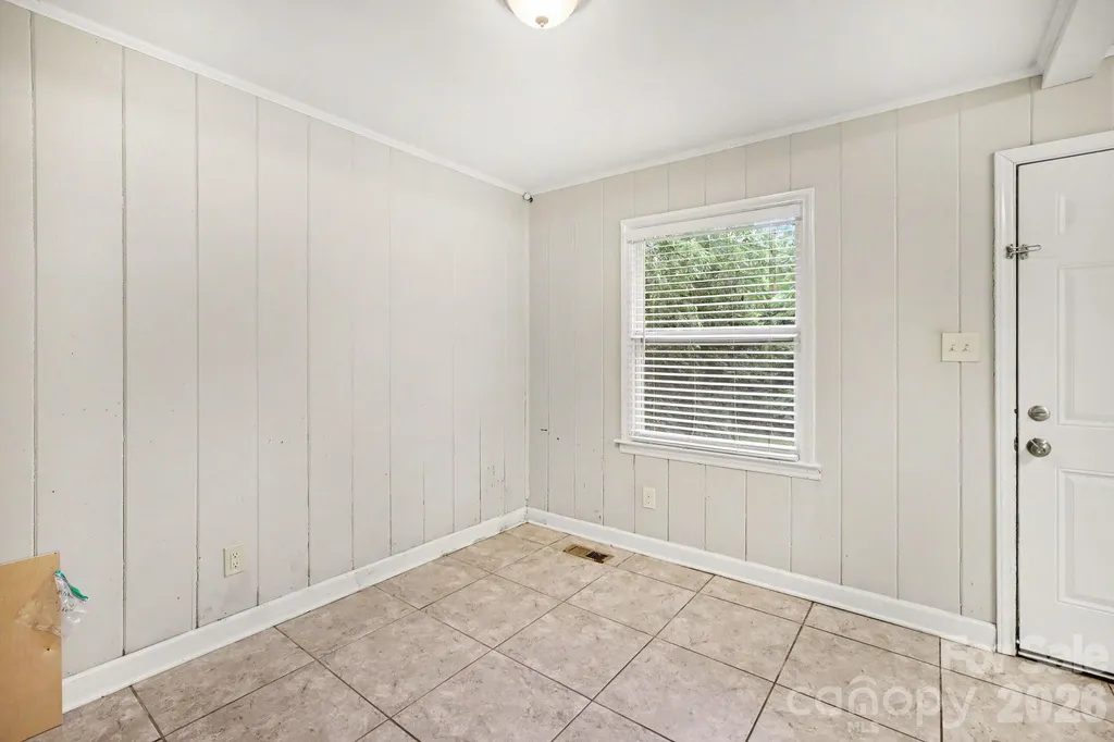 3700 Sargeant Drive Charlotte NC 28217
