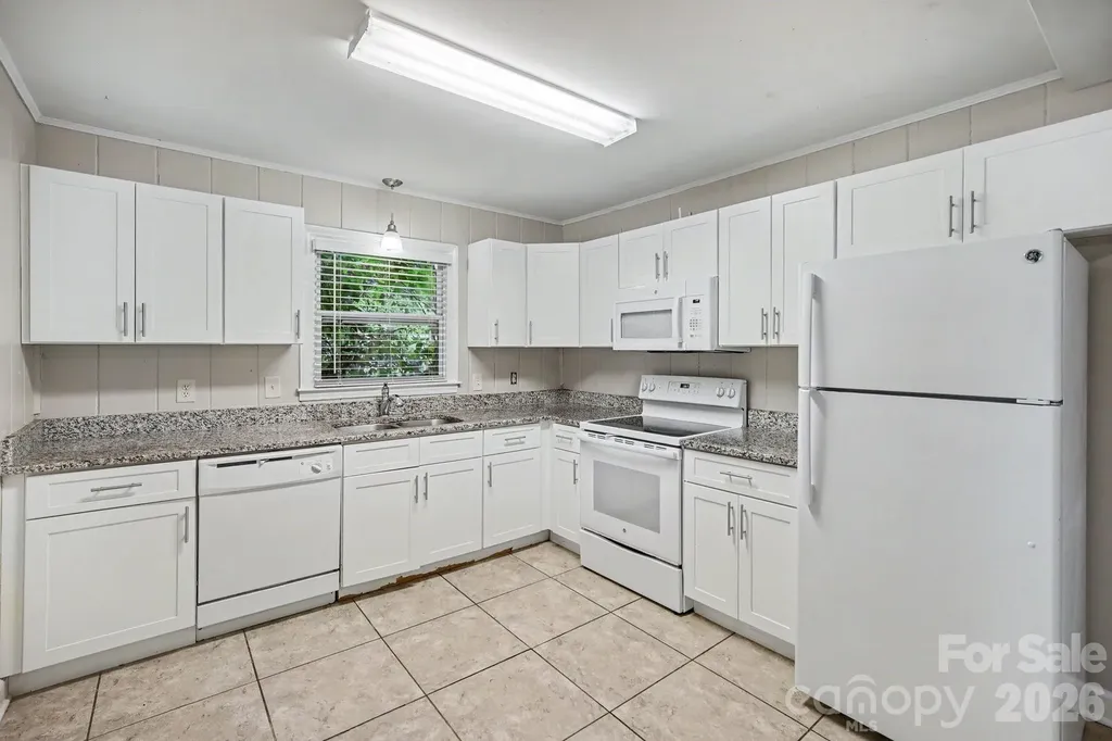 3700 Sargeant Drive Charlotte NC 28217