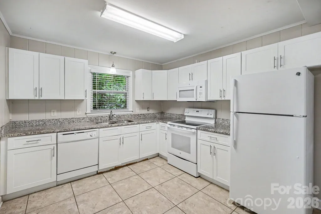3700 Sargeant Drive Charlotte NC 28217