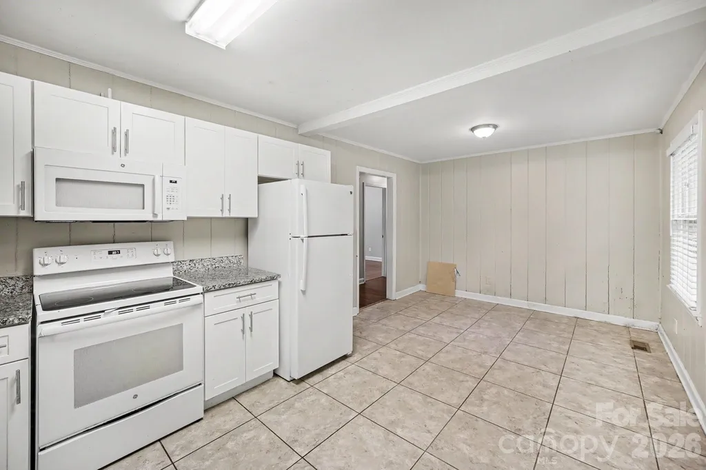3700 Sargeant Drive Charlotte NC 28217