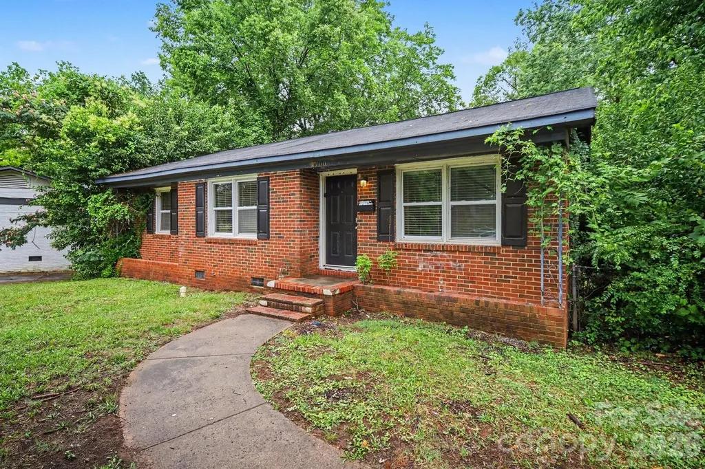3700 Sargeant Drive Charlotte NC 28217