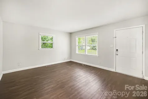3700 Sargeant Drive Charlotte NC 28217