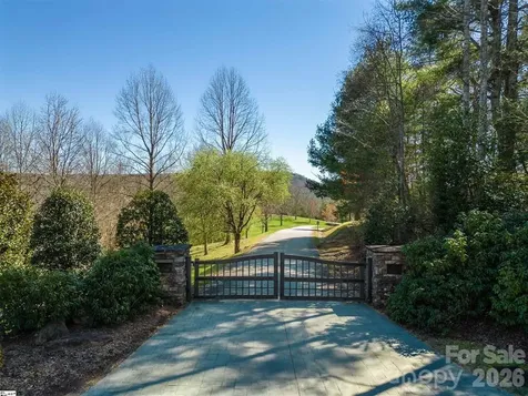 132 Overlook Park Drive Hendersonville NC 28792