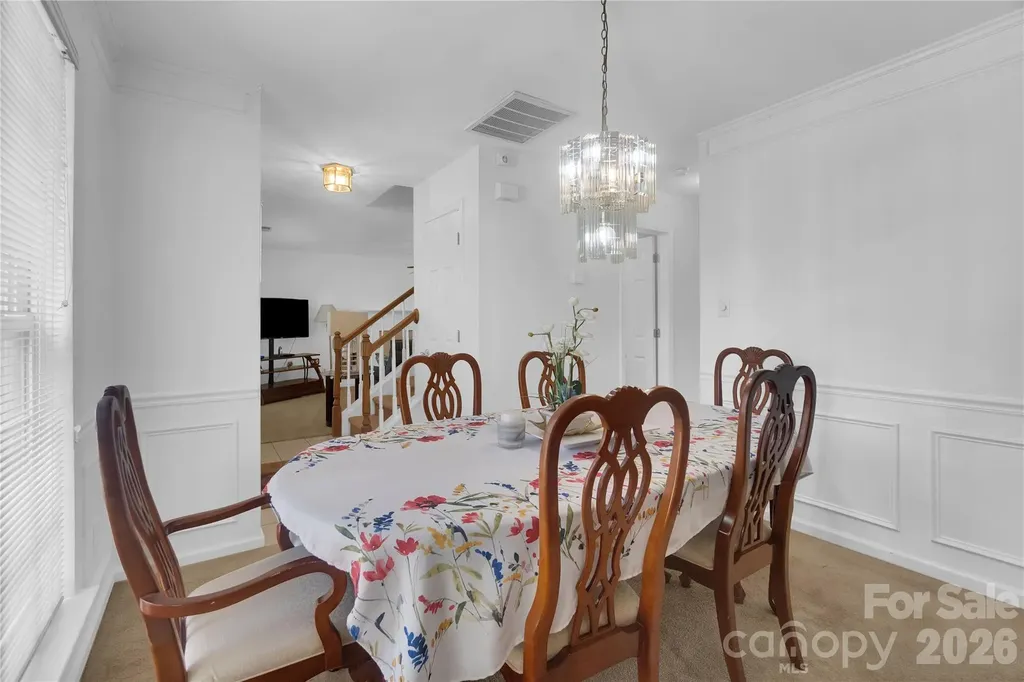 12009 Silvercrest Drive Charlotte NC 28215