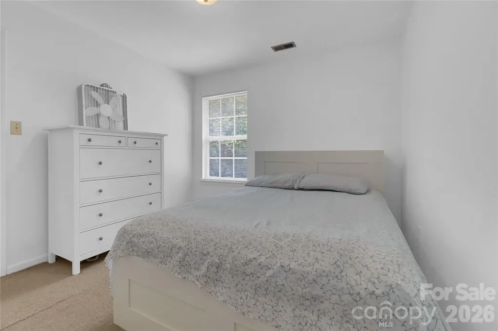 12009 Silvercrest Drive Charlotte NC 28215
