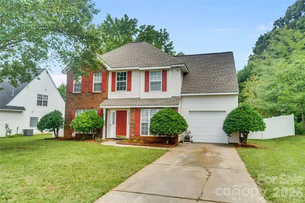 12009 Silvercrest Drive Charlotte NC 28215
