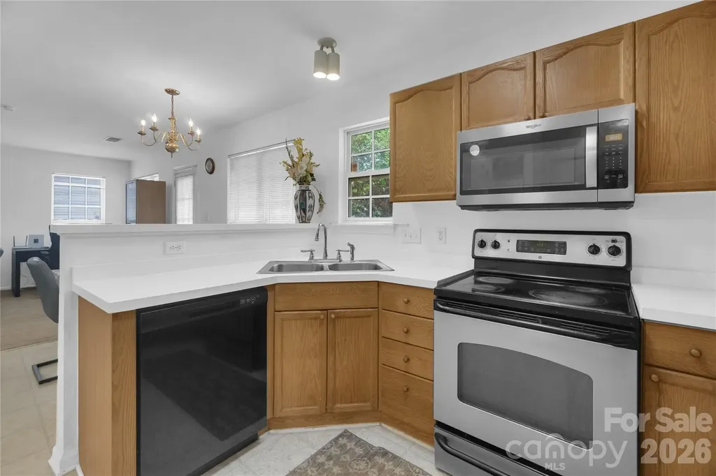 12009 Silvercrest Drive Charlotte NC 28215