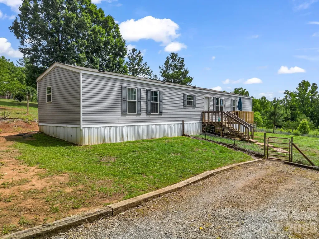 110 Judy Road Casar NC 28020
