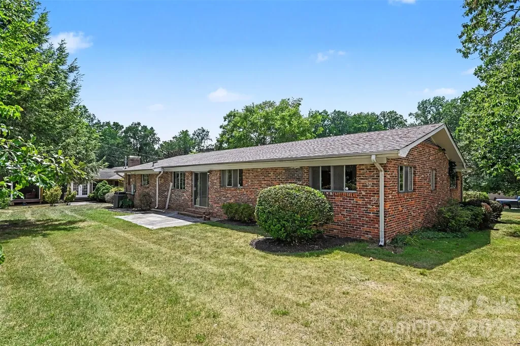 207 Sills Drive Salisbury NC 28146