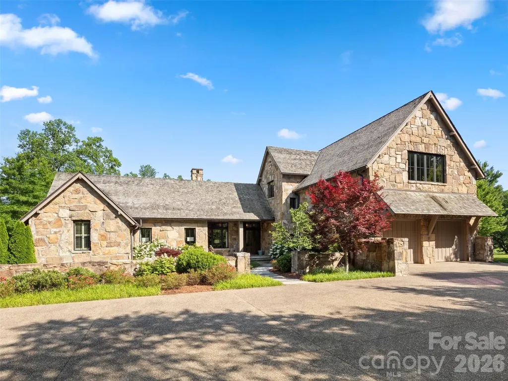 332 Walnut Valley Parkway Arden NC 28704