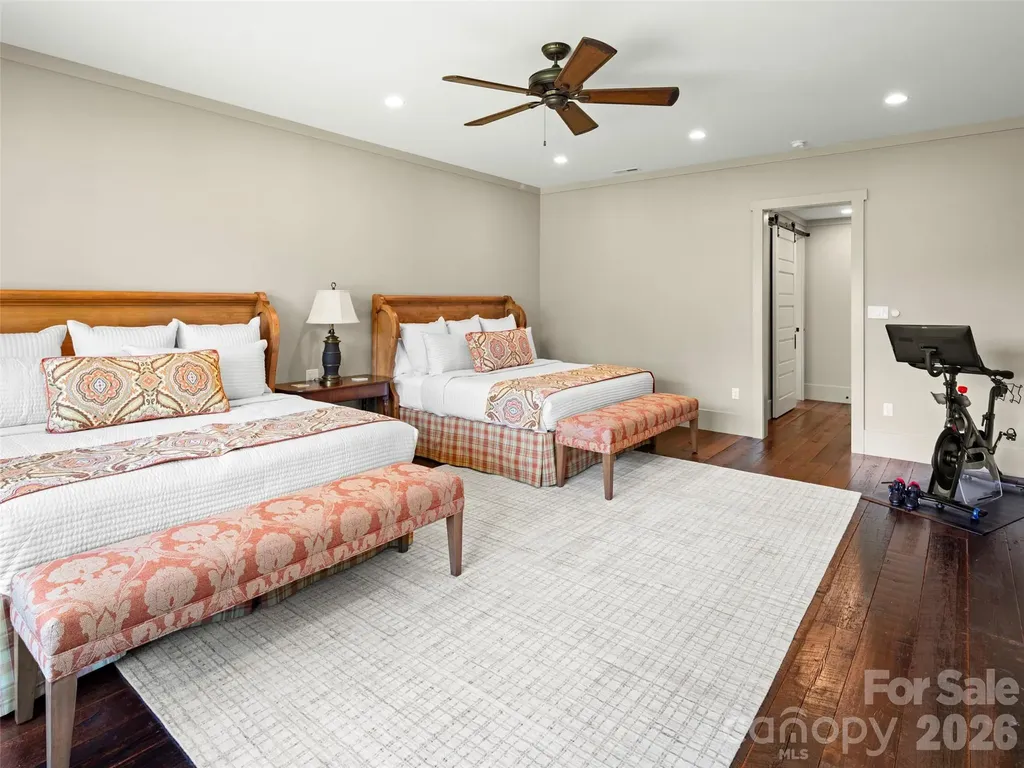 332 Walnut Valley Parkway Arden NC 28704