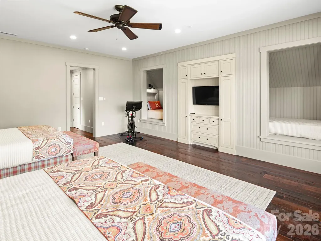 332 Walnut Valley Parkway Arden NC 28704