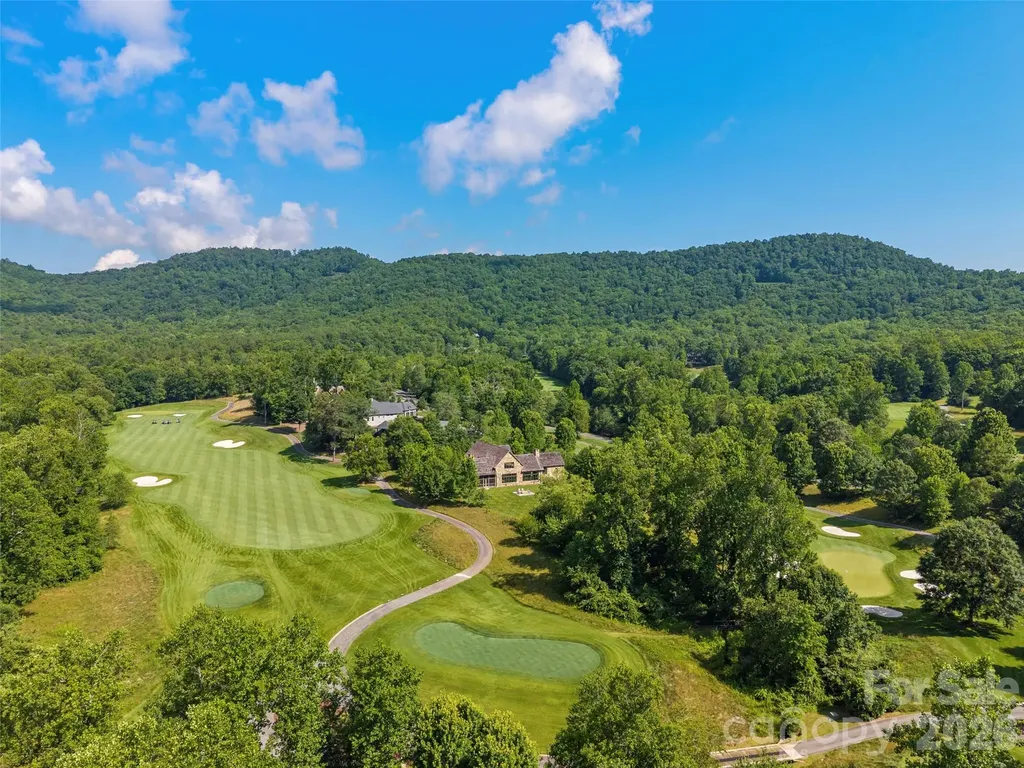 332 Walnut Valley Parkway Arden NC 28704