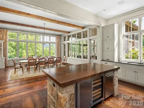 332 Walnut Valley Parkway Arden NC 28704