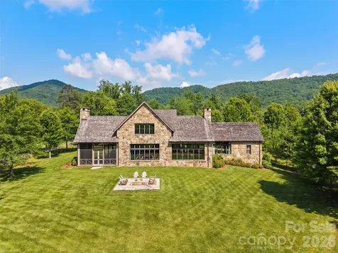 332 Walnut Valley Parkway Arden NC 28704