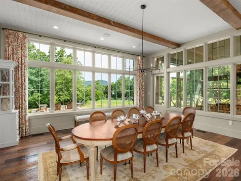 332 Walnut Valley Parkway Arden NC 28704
