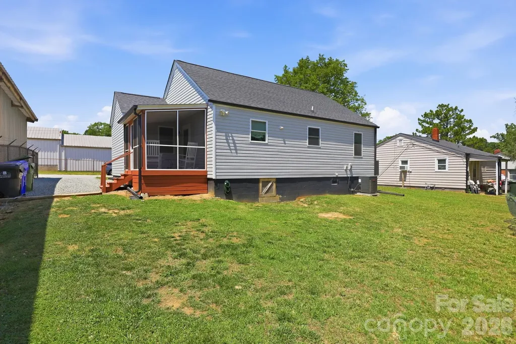 110 Wilfred Avenue Lexington NC 27292