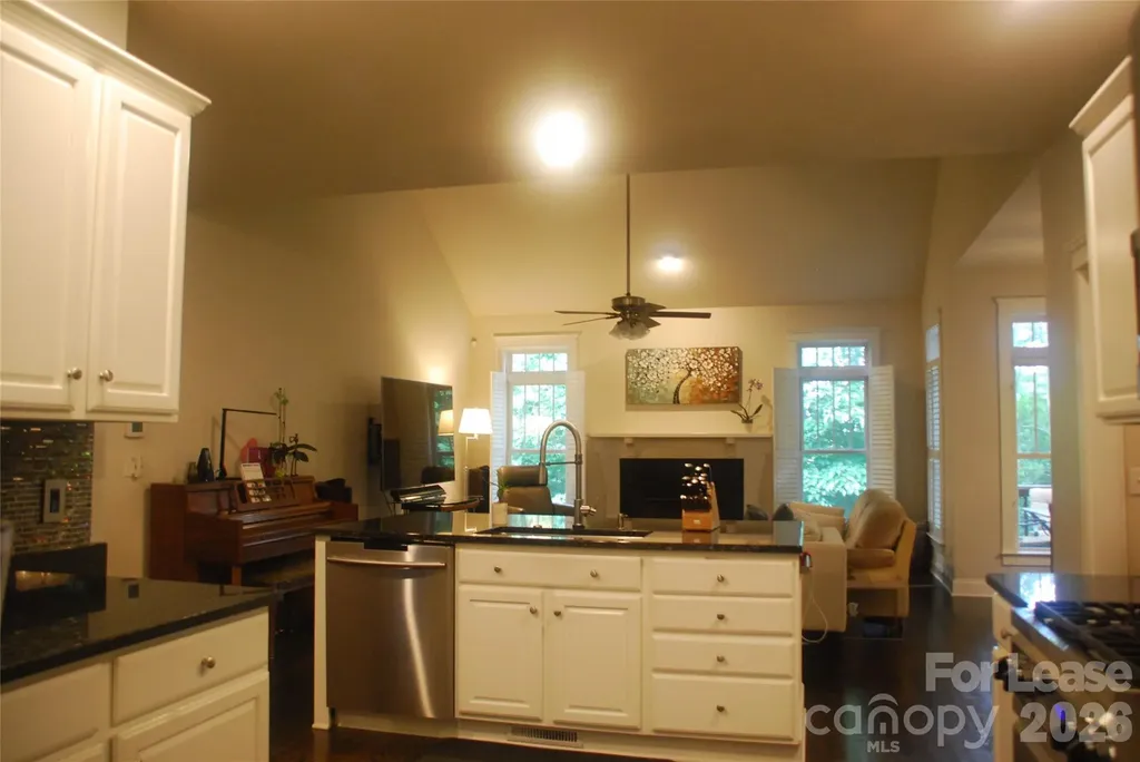 14 Dianthus Drive Asheville NC 28803