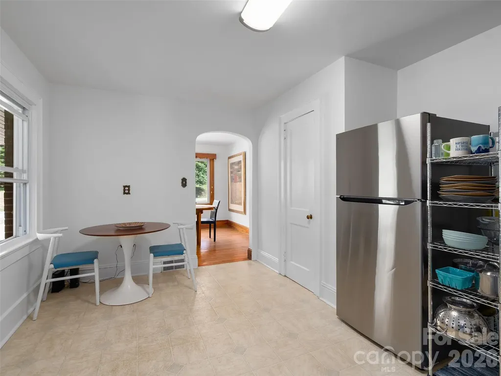 654 Ratcliff Cove Road Waynesville NC 28786