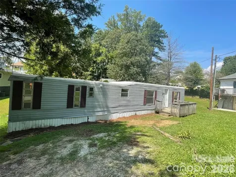 21 E Zeb Vance Street Marion NC 28655