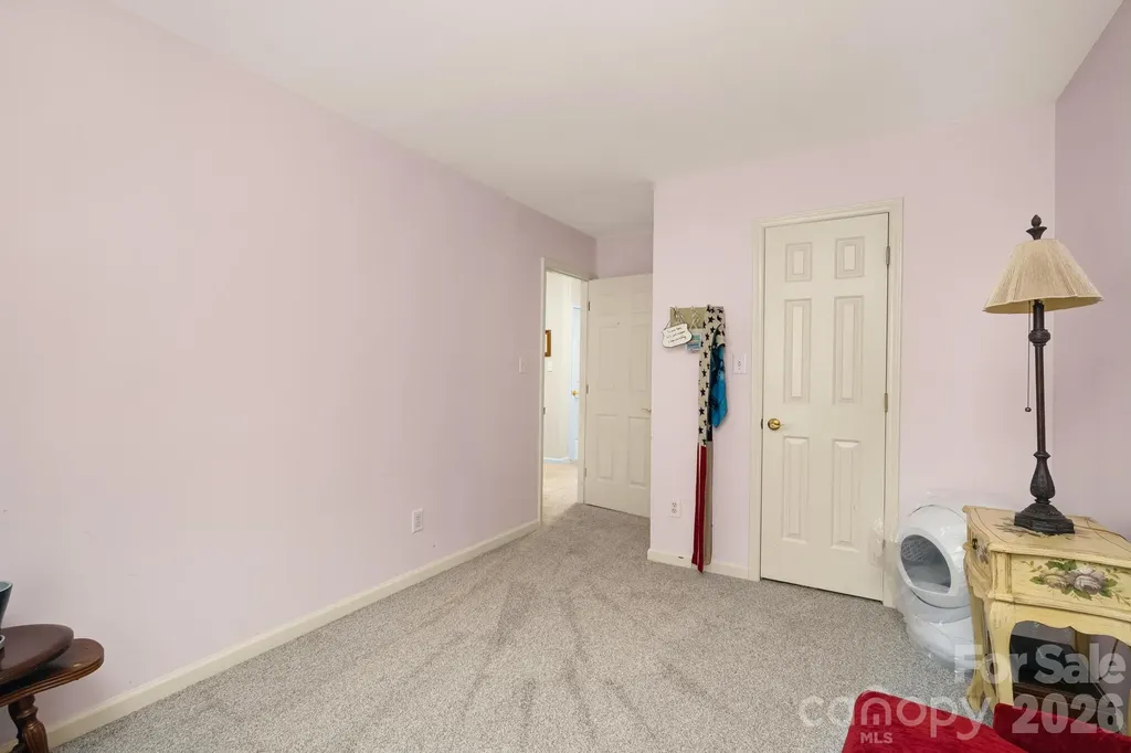 6306 Oxwynn Lane Charlotte NC 28270