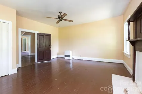 4085 Jacks Creek Road Burnsville NC 28714