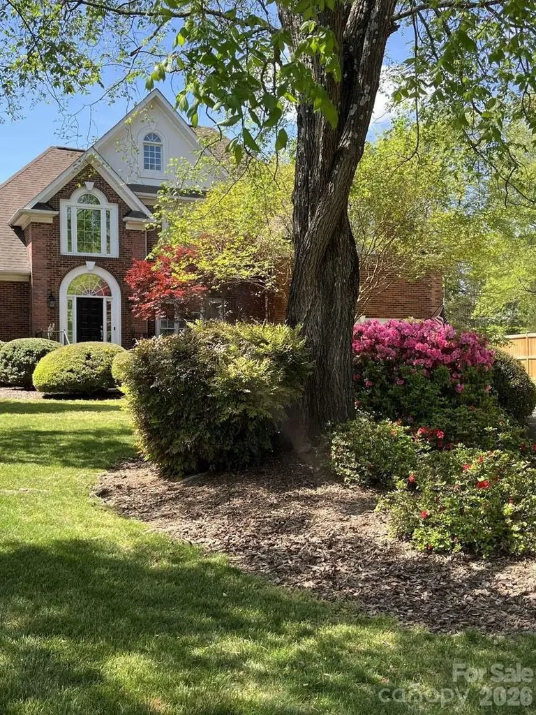 10300 Lady Grace Lane Charlotte NC 28270