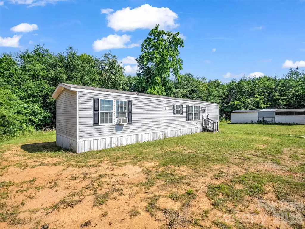 4252 Big Island Road Rutherfordton NC 28139