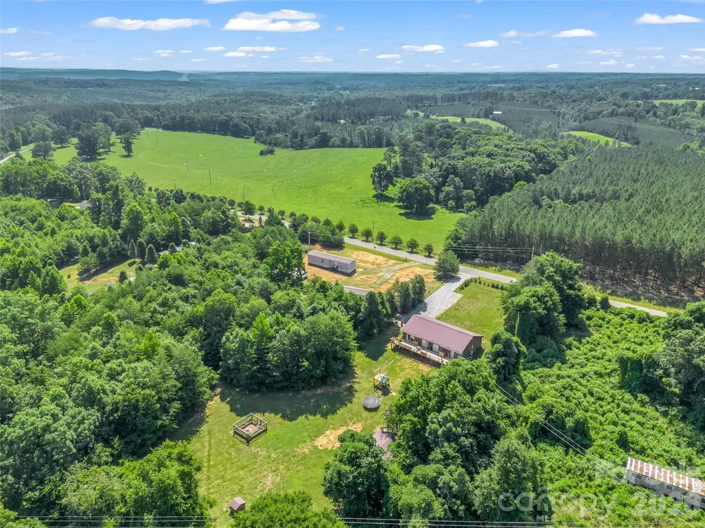 4252 Big Island Road Rutherfordton NC 28139