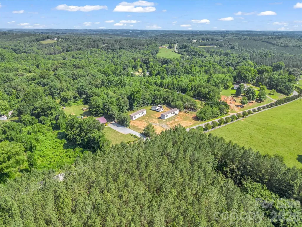 4252 Big Island Road Rutherfordton NC 28139