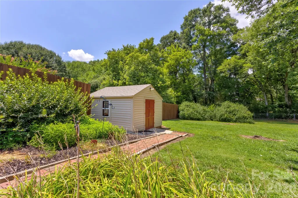 822 Rubens Road SW Concord NC 28027