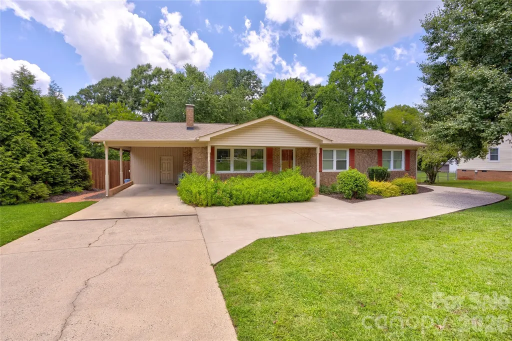 822 Rubens Road SW Concord NC 28027