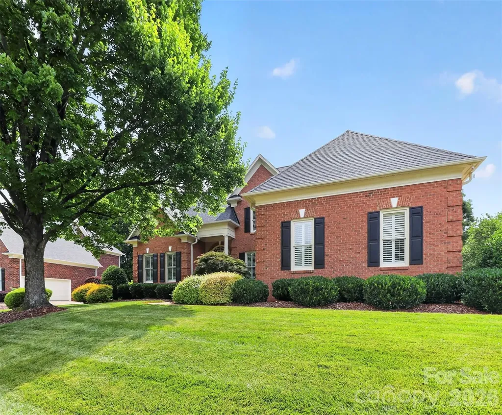 6907 Meadow Run Lane Charlotte NC 28277