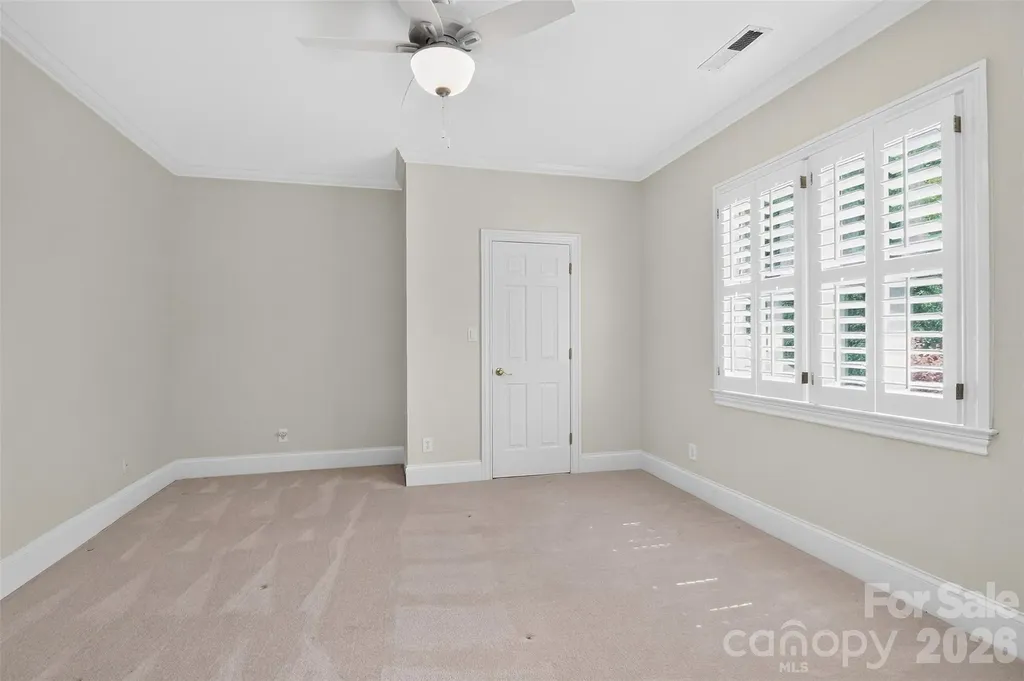 6907 Meadow Run Lane Charlotte NC 28277
