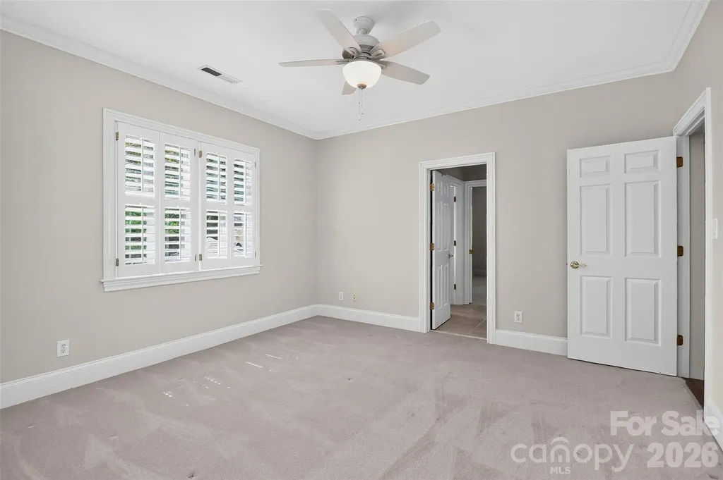 6907 Meadow Run Lane Charlotte NC 28277