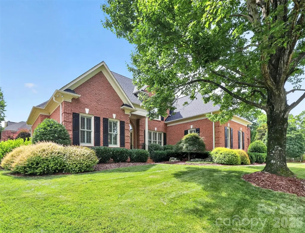 6907 Meadow Run Lane Charlotte NC 28277