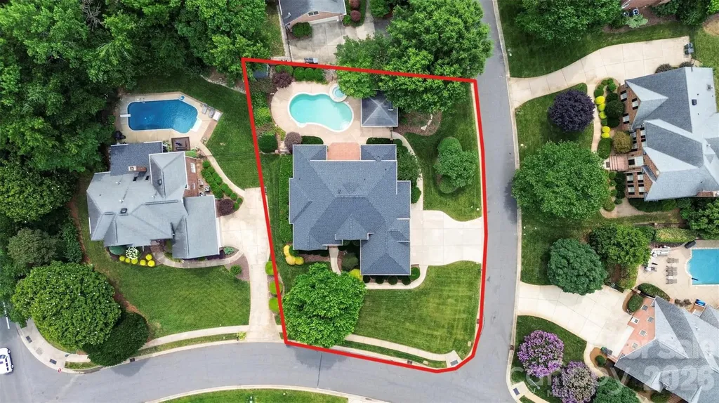 6907 Meadow Run Lane Charlotte NC 28277