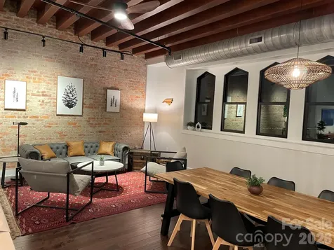 122 College Street Asheville NC 28801
