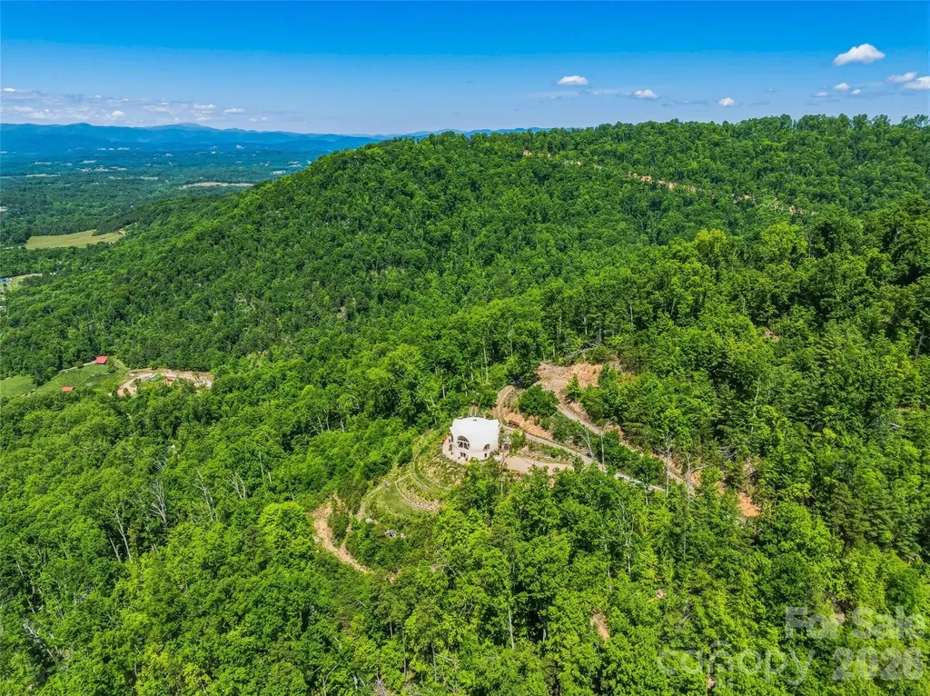 44 Azura Gardens Weaverville NC 28787