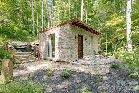 44 Azura Gardens Weaverville NC 28787