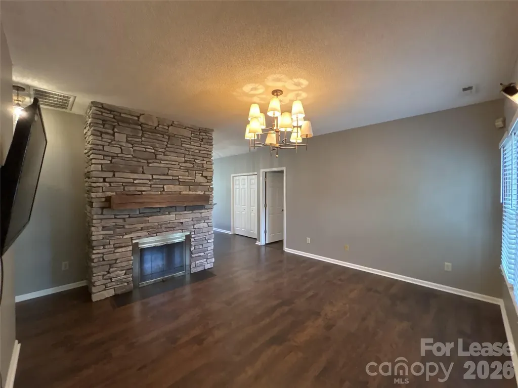 12326 Agate Lane Pineville NC 28134