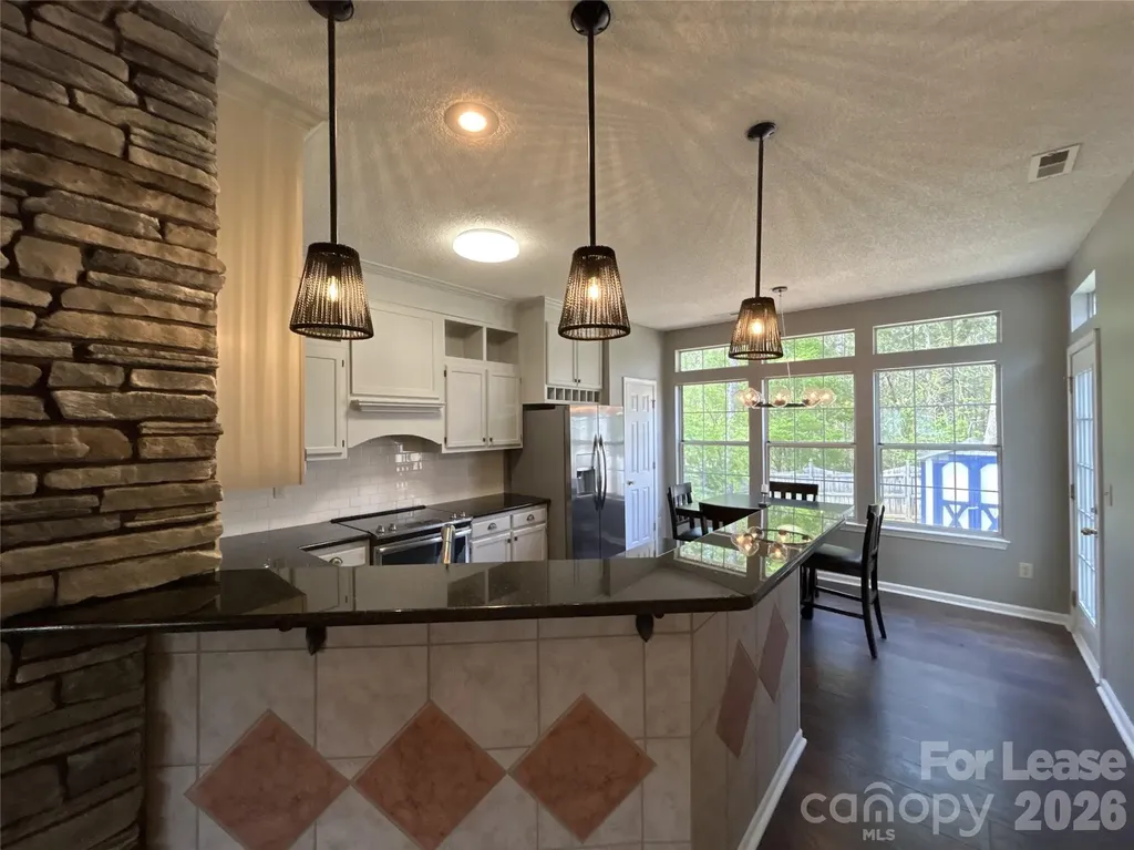 12326 Agate Lane Pineville NC 28134