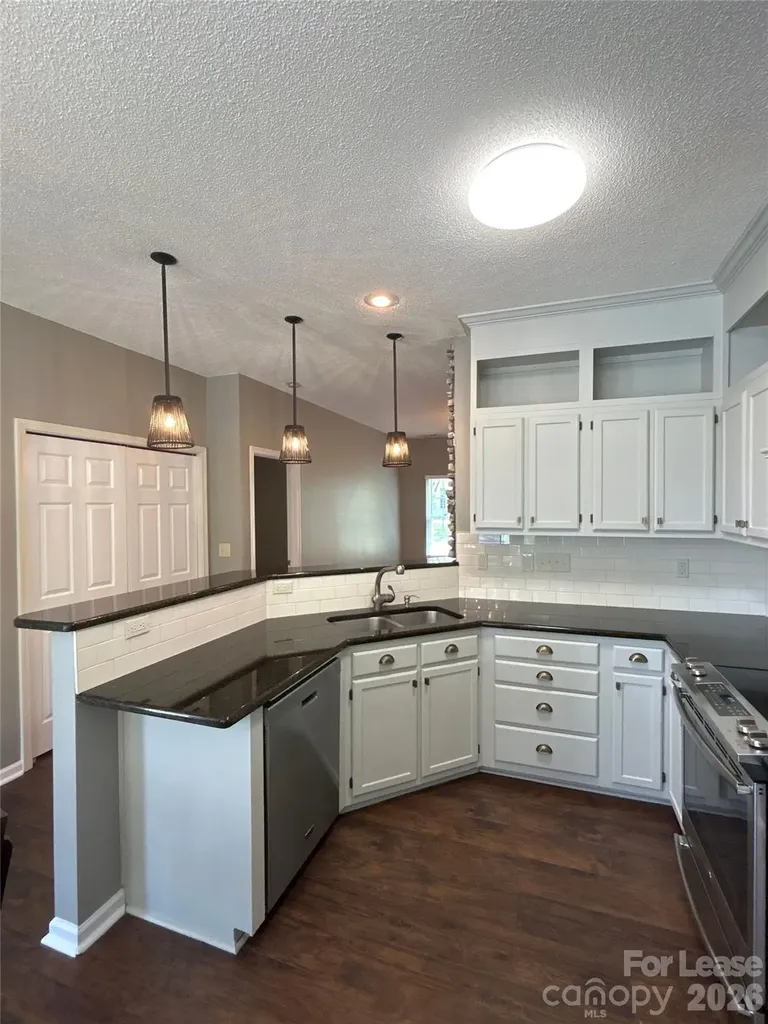 12326 Agate Lane Pineville NC 28134