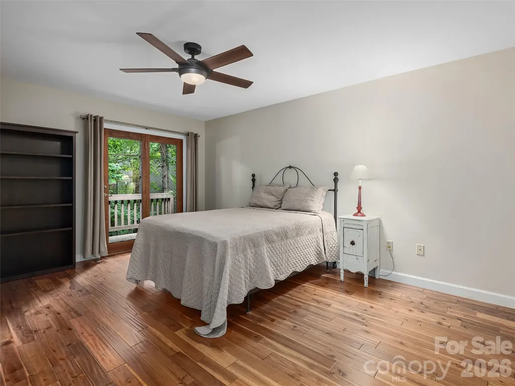 23 Cedarwood Trail Asheville NC 28803