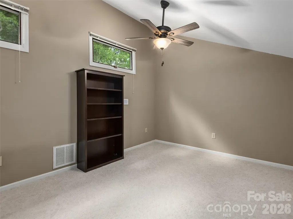 23 Cedarwood Trail Asheville NC 28803