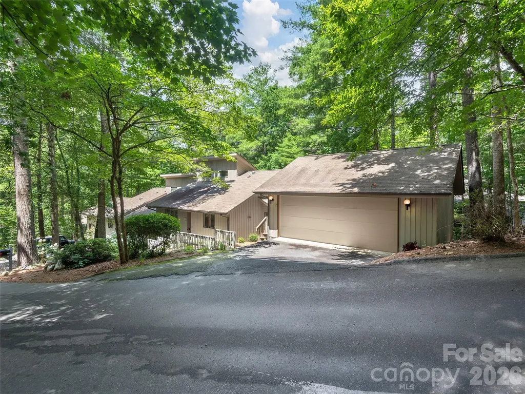 23 Cedarwood Trail Asheville NC 28803