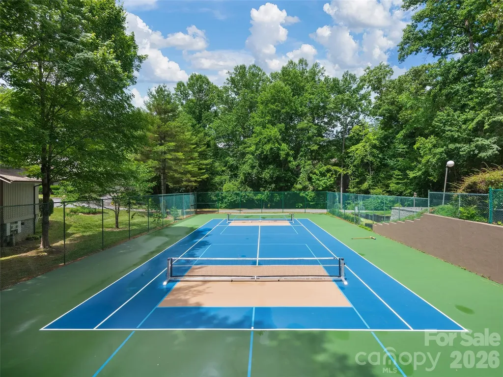 23 Cedarwood Trail Asheville NC 28803