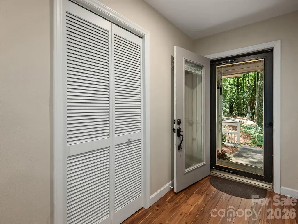 23 Cedarwood Trail Asheville NC 28803