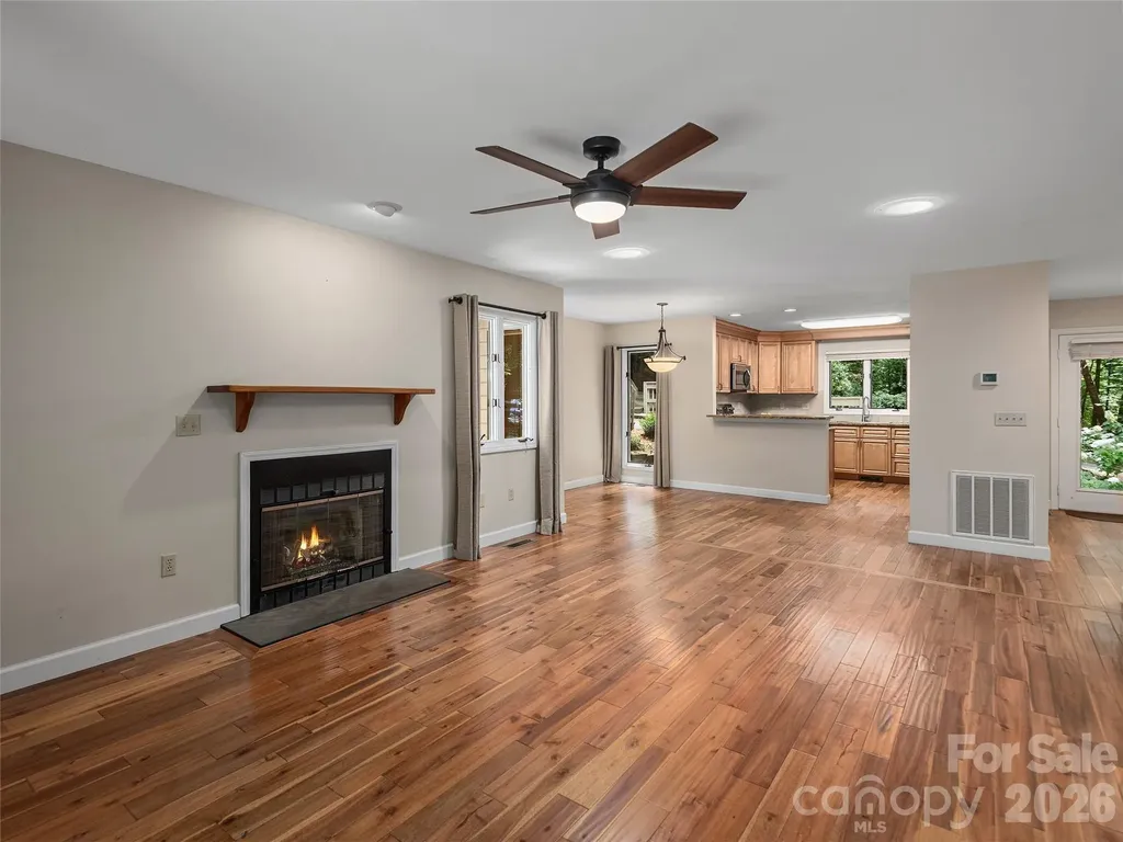 23 Cedarwood Trail Asheville NC 28803