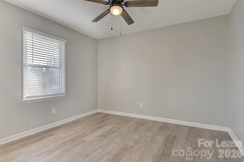 525 12th Street SW Hickory NC 28601